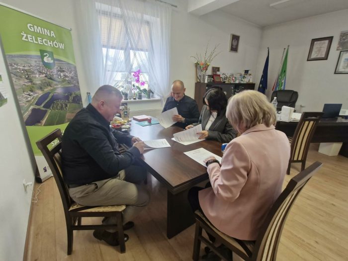 Miniaturka artykułu Umowa na adaptację budynku na świetlicę wiejską we Władysławowie