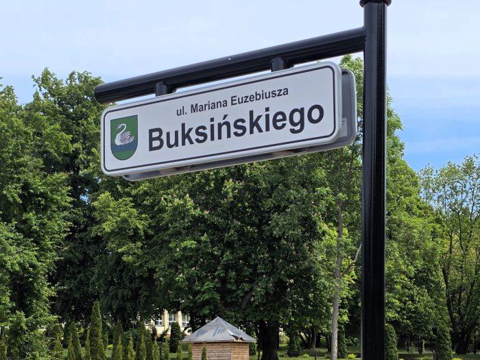 Miniaturka artykułu Uroczyste odsłonięcie tablicy z nazwą ulicy Mariana Euzebiusza Buksińskiego w Żelechowie